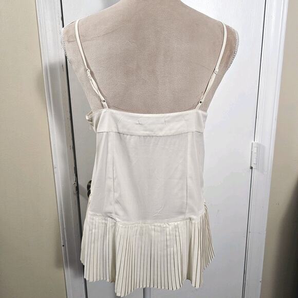 American Eagle Outfitters Ivory Blouse Sleeveless Tank Top Size Medium EUC A5719 - Picture 5 of 7